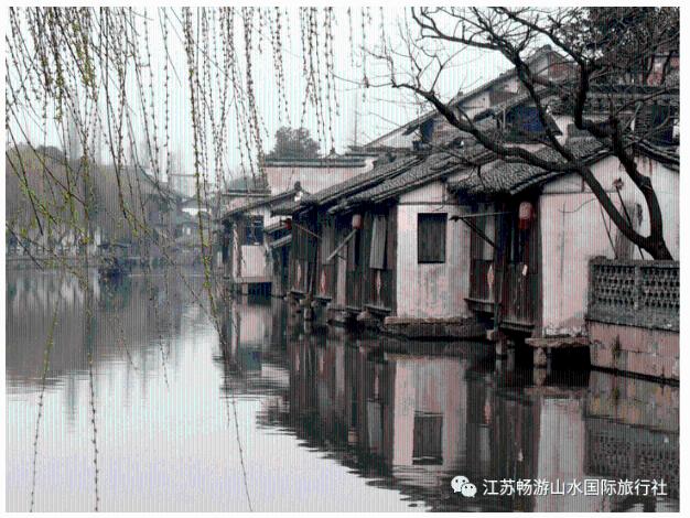 胡歌谈繁花幕后,夸王家卫像科学家,拍戏严谨每天睡眠不足三小时